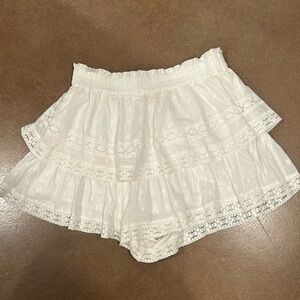 ALTAR’D STATE white ruffle skirt size Large